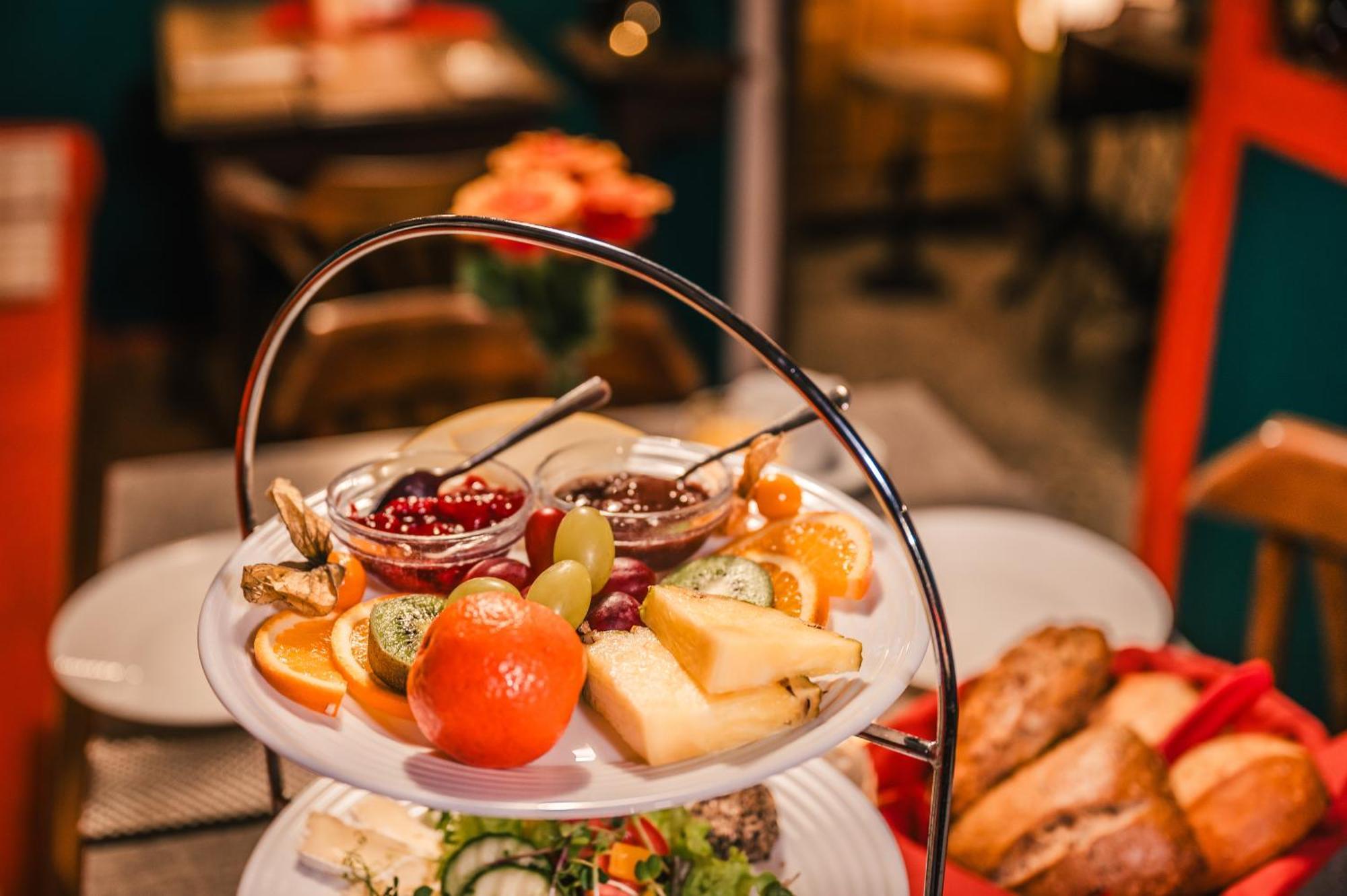Oma'S Kueche & Quartier Hotel Остзебад Бинц Екстериор снимка